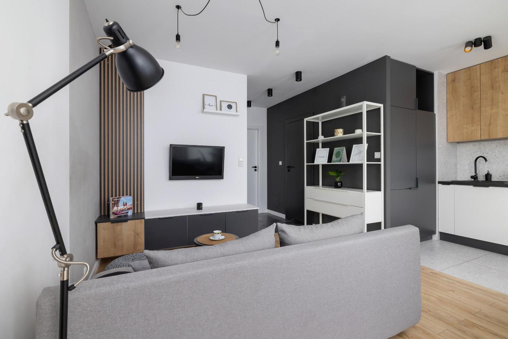 Elegant Apartment In Cracow With Balcony, Parking And Desk By Noclegi Renters Krasków Εξωτερικό φωτογραφία